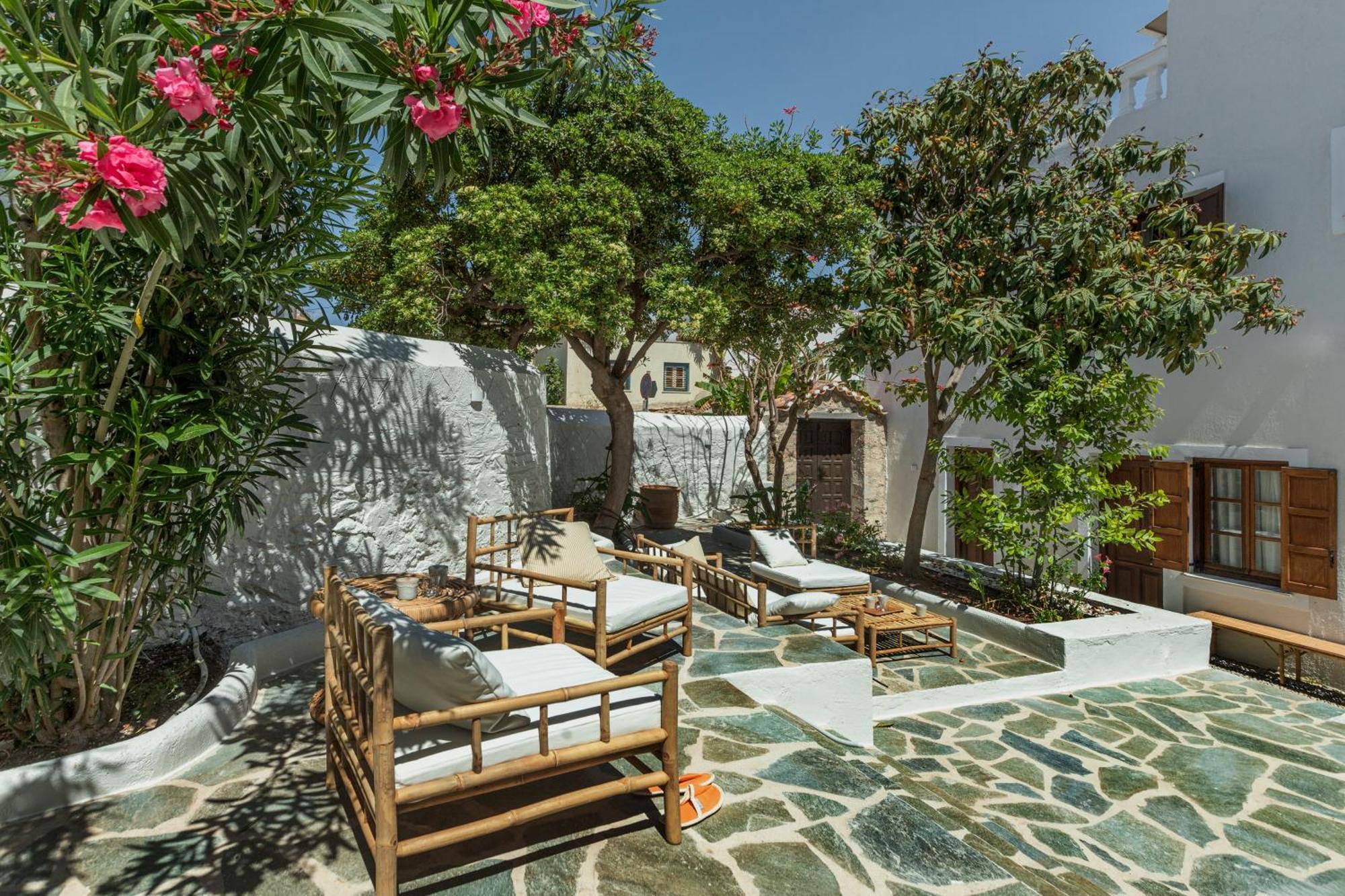 Hotel Teresa Spetses Exteriér fotografie